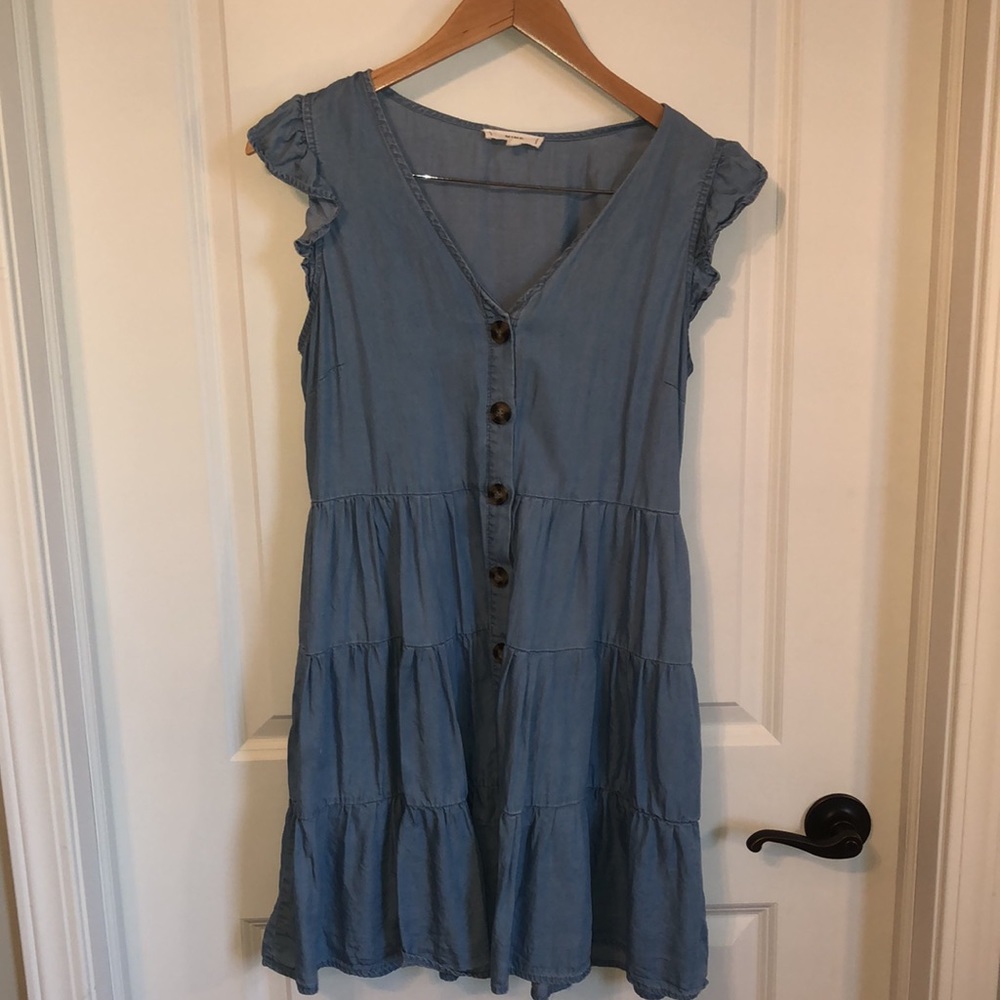 VICI - Ruffle Dress